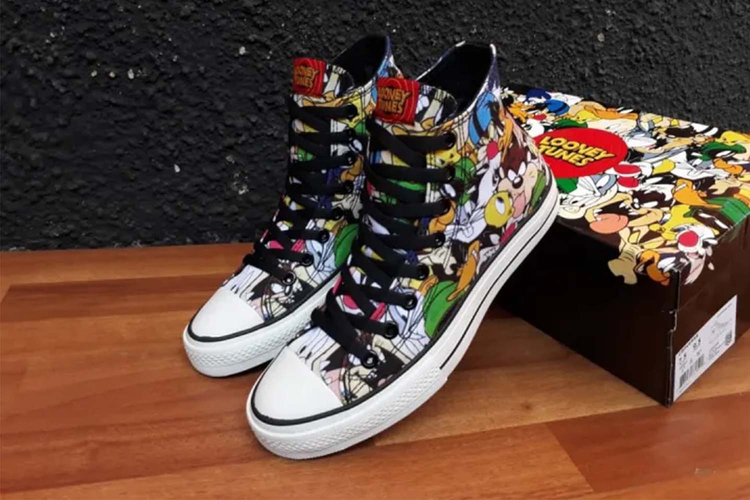 Sepatu Kanvas Kreatif Sablon DTF DTG
