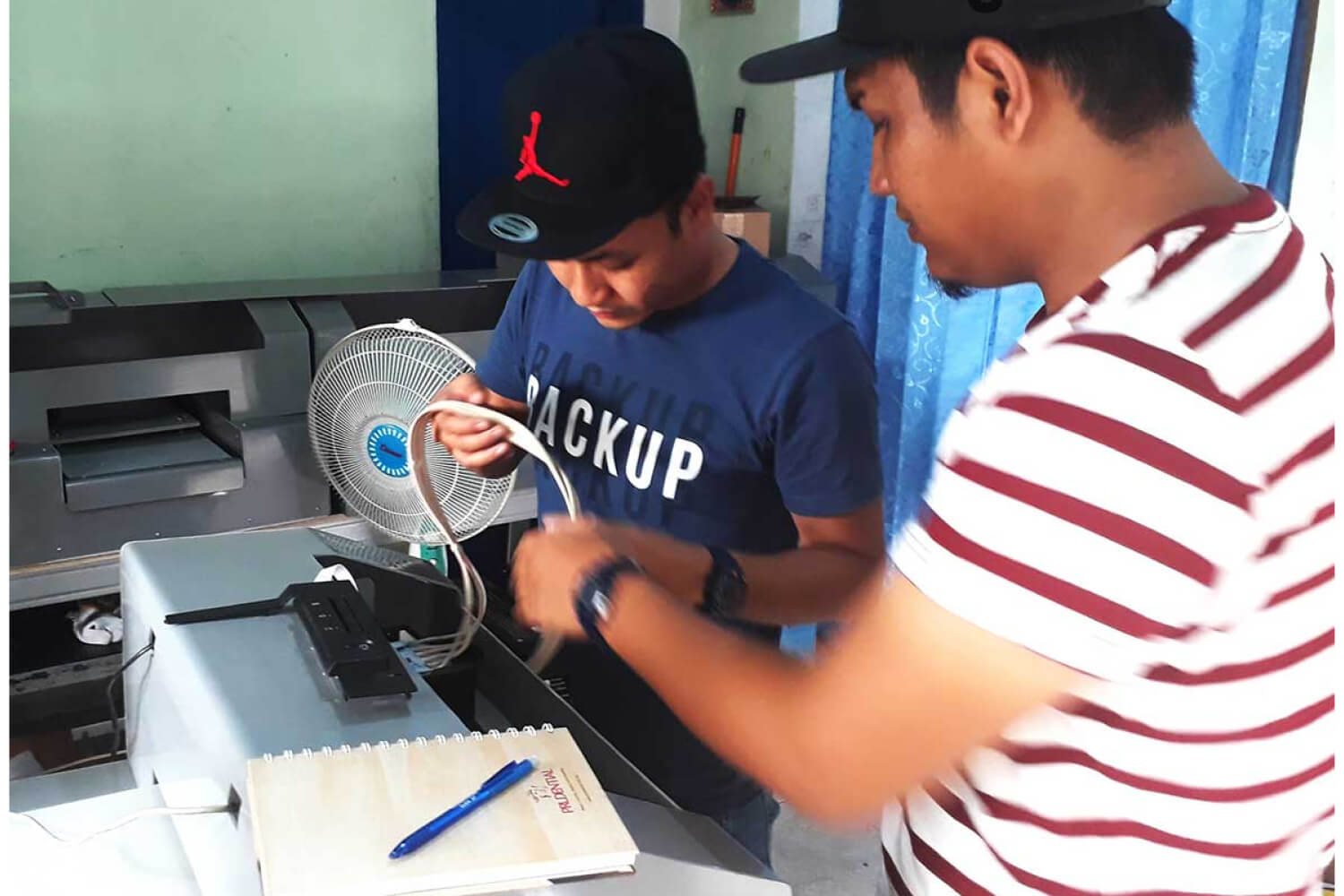 Teknik Sablon DTF dengan Pelatihan