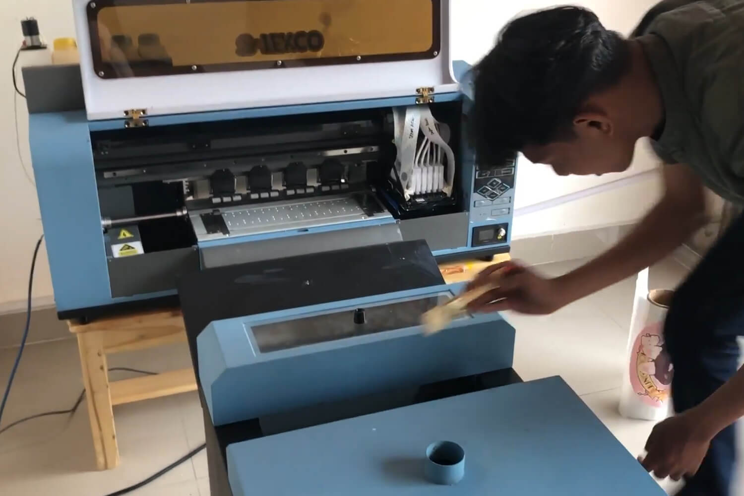 Managing maintenance costs for sustainable DTF printing