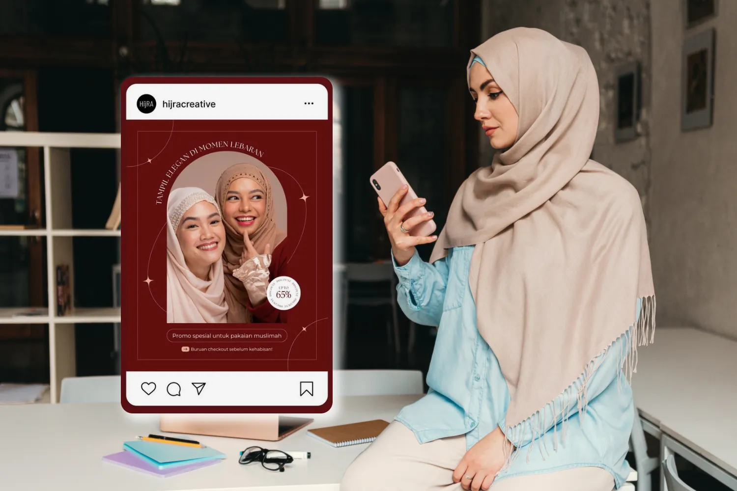 Ilustrasi seorang wanita mempromosikan produk hijab melalui media sosial.