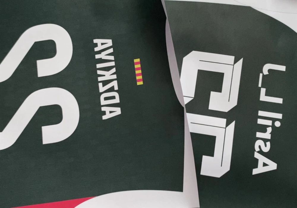 Coating quality ensuring vibrant and precise color reproduction