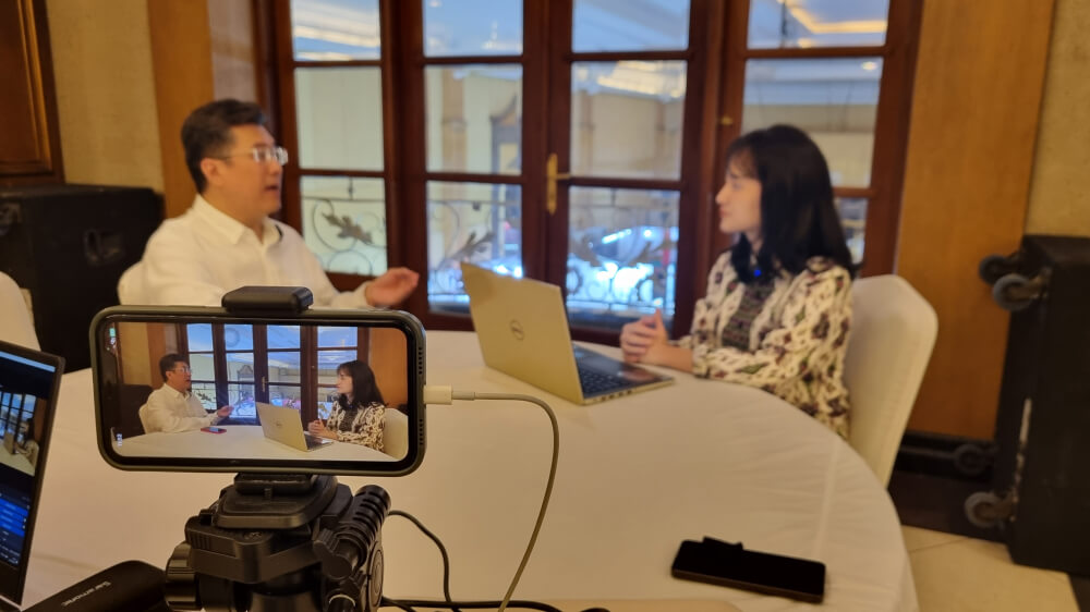 Suasana live QnA yang sedang berlangsung.