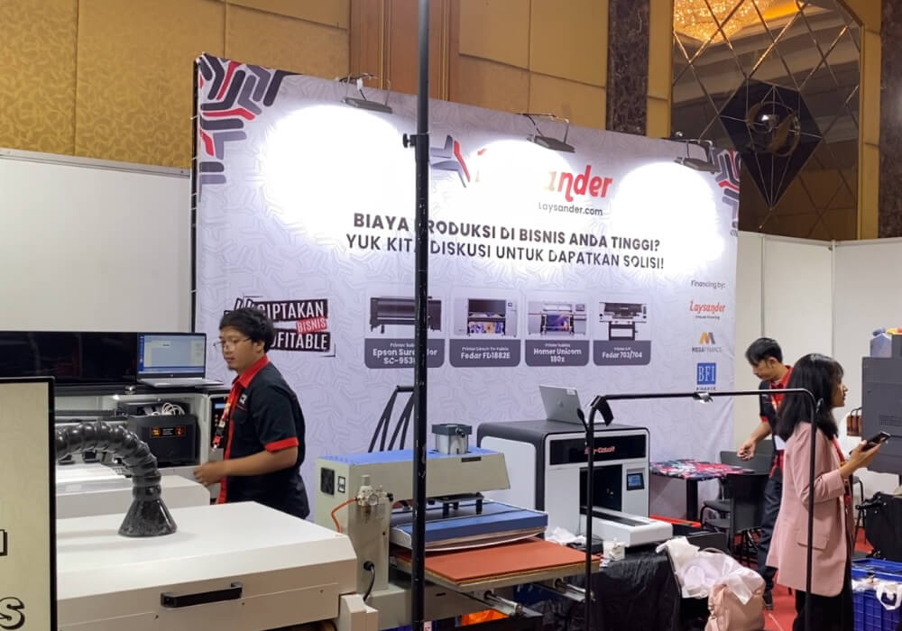 Booth Laysander di IAPE Solo 2025.
